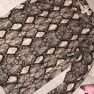 Long sleeve cheetah print shirt